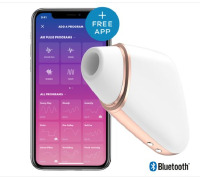 Вакуумный клиторальный стимулятор Satisfyer Love Triangle White с управлением через интернет