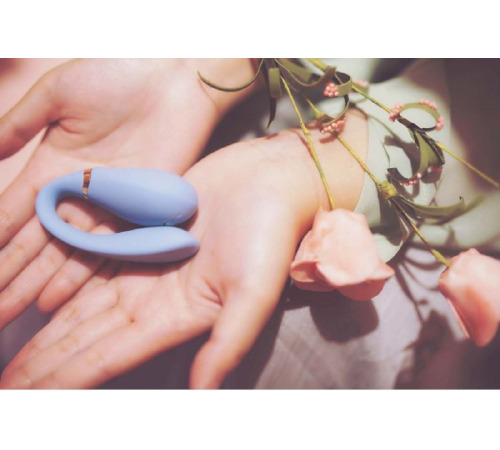 Вибромассажерс функцией управления со смартфона  ZALO Fanfan, Royal Blue