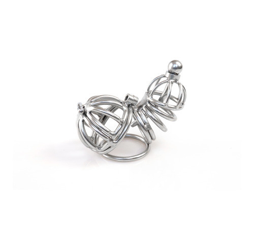 Металлический пояс верности с уретральным катетером 