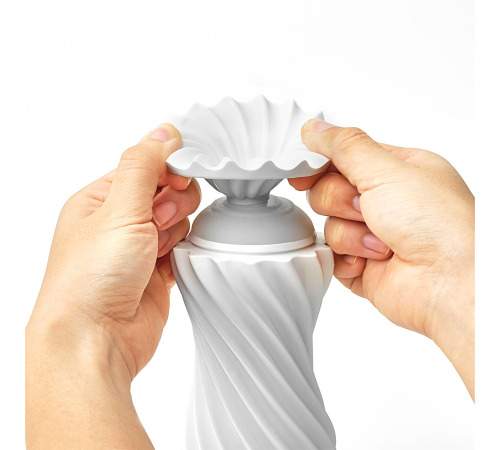 Мастурбатор Tenga Flex Silky White зі змінною інтенсивністю, можна скручувати