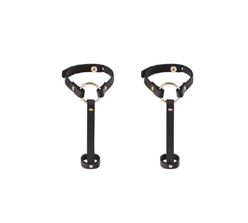 Пара браслетов на запястье и палец Bijoux Indiscrets MAZE Hand Bracelet Harness Black, экокожа