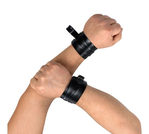 Мужские кожаные наручники Art of Sex - Man Handcuffs Speedway L-2XL, цвет черный