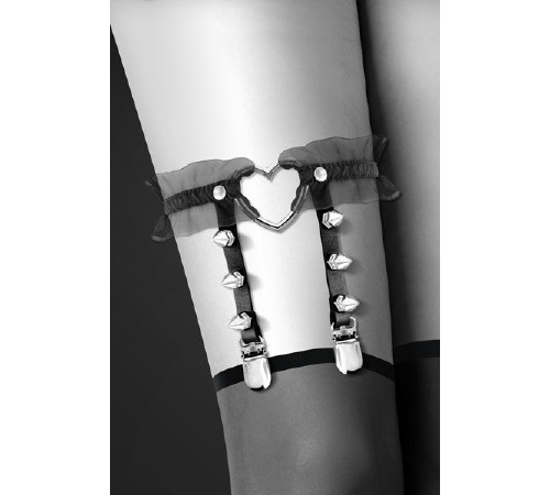 Гартер на ногу Bijoux Pour Toi - WITH HEART AND SPIKES Black, сексуальная подвязка с сердечком