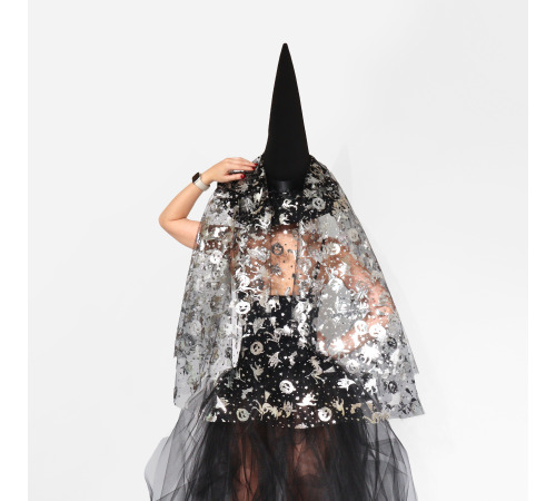 Прозрачная накидка – многофункциональный аксессуар на Хэллоуин