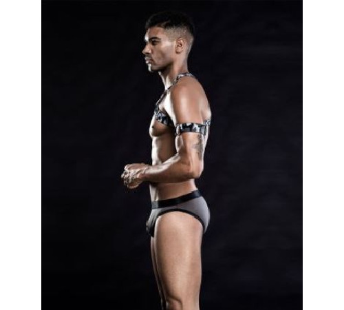 Мужской эротический костюм с портупеей 