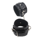 Поножи Chisa BEHAVE LUXURY FETISH Surrender ankle restraints