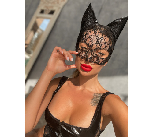 Мереживна маска 