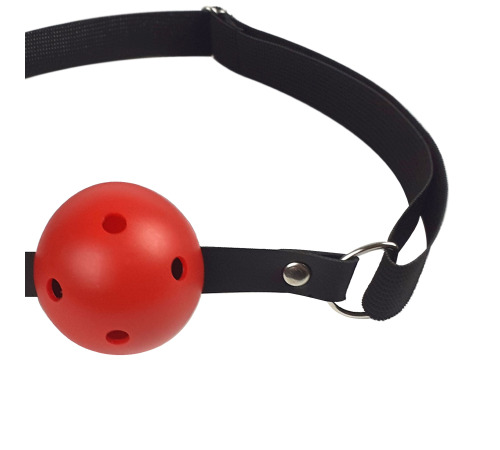 Кляп із пластиковою кулею на гумці