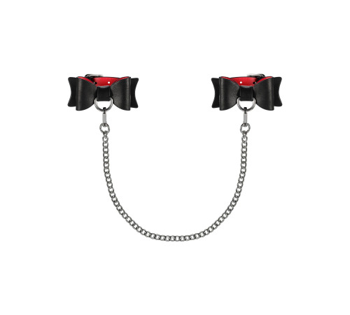 Кожаные наручники-банты с длинной цепью Obsessive A745 cuffs, черно-красные, длинная цепь