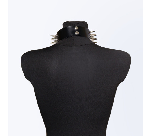 Чокер кожанный с большими шипами, Цвет черный