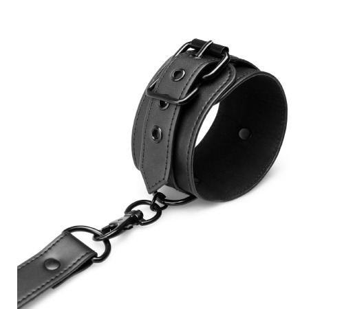 Крестовина с наручниками и поножами Bedroom Fantasies: Hogtie with Hand and Ankle Cuffs