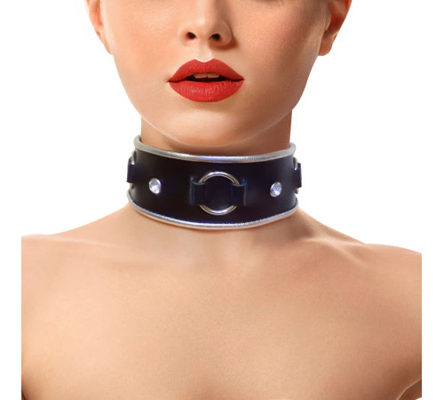 Нашийник з натуральної шкіри зі стразами та кільцем Art of Sex - Collar Ring