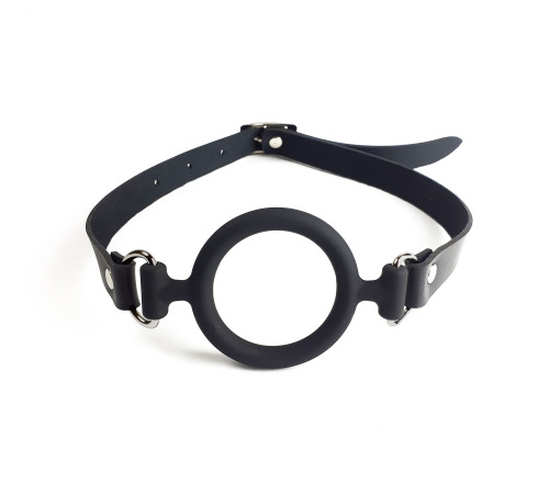 Кляп силиконовое кольцо натуральная кожа Art of Sex - Gag Ring внутренний диаметр кольца 40мм,Черный