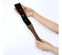 Шлепалка с шипами и деревянной ручкой Art of Sex - BDSM Strong,  натуральная кожа