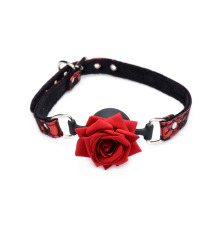 Кляп с розой Master Series: Eye-Catching Ball Gag With Rose, черно-красный
