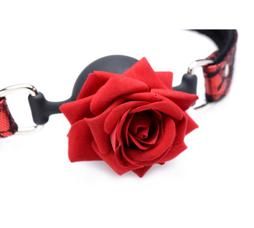 Кляп с розой Master Series: Eye-Catching Ball Gag With Rose, черно-красный