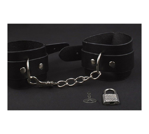 Набор MAI BDSM STARTER KIT Nº 75 Black: плеть, кляп, наручники, маска, ошейник, веревка, зажимы