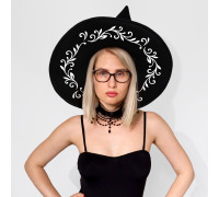 Капелюх відьми з білим візерунком — аксесуар на Геловін