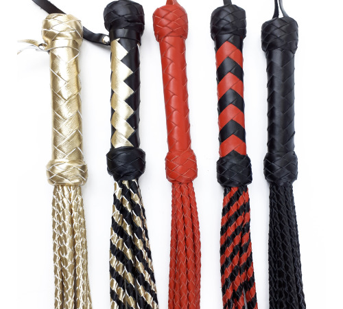 Флоггер Плеть Кошка - девятихвостка черно/золотая