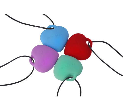 Мини-вибратор «Сердечко» FairyGasm PleasureStone red, 9 режимов, на шнурке