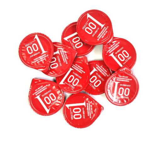 Презервативи ультратонкі Double Benefit 0.01 Червоні 10 шт, зі зігріваючим ефектом