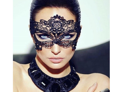 Кружевная, ажурная маска дополнит любой образ!