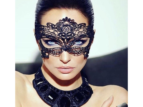 Кружевная, ажурная маска дополнит любой образ!