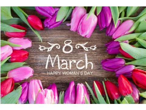 Мы празднуем вместе с вами!